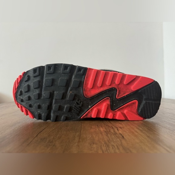 Nike Air Max ‘90 - Picture 3 of 9